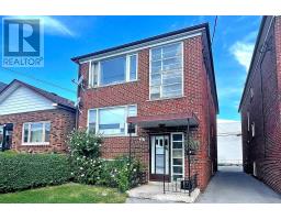 82 LANARK AVENUE, Toronto, Ontario