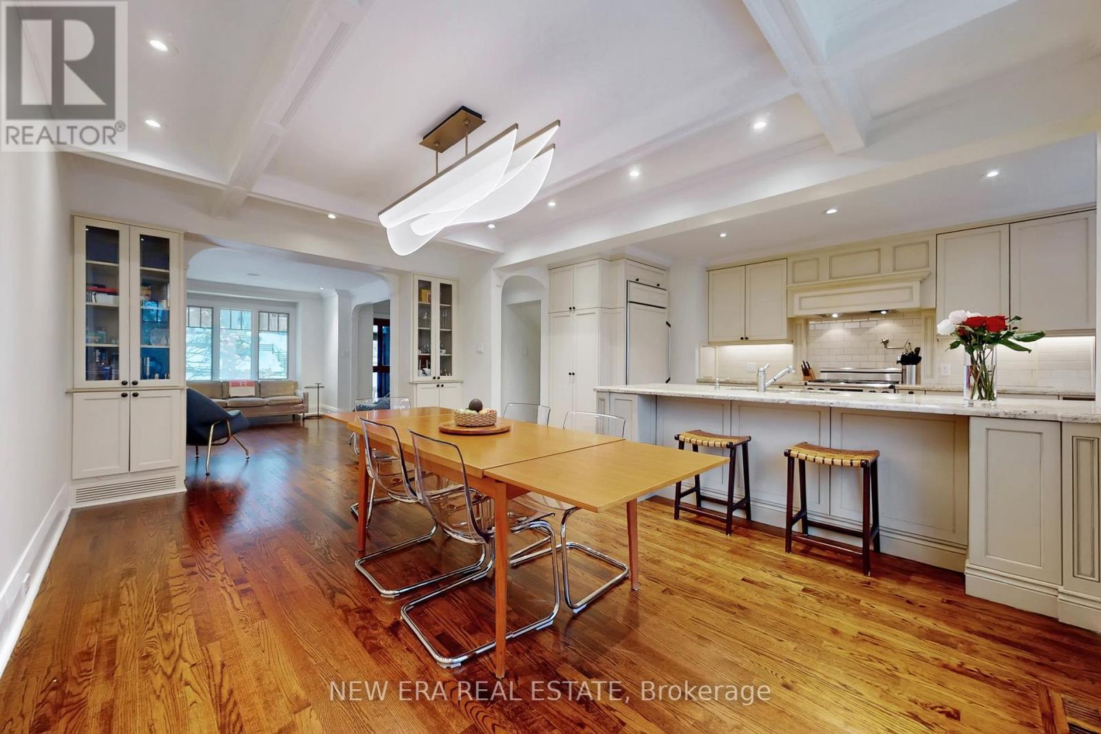 17 Summerhill Gardens, Toronto, Ontario  M4T 1B3 - Photo 4 - C12807502