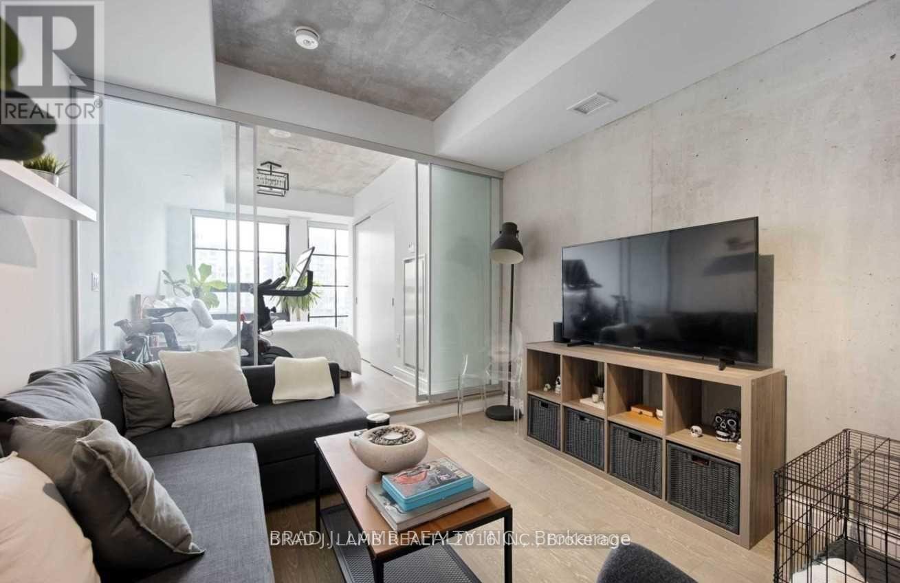 811 - 608 RICHMOND STREET, Toronto, Ontario