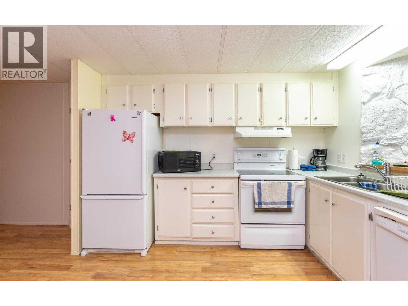 3350 10 Avenue Ne Unit# 106, Salmon Arm, British Columbia  V1E 1J6 - Photo 10 - 10376195