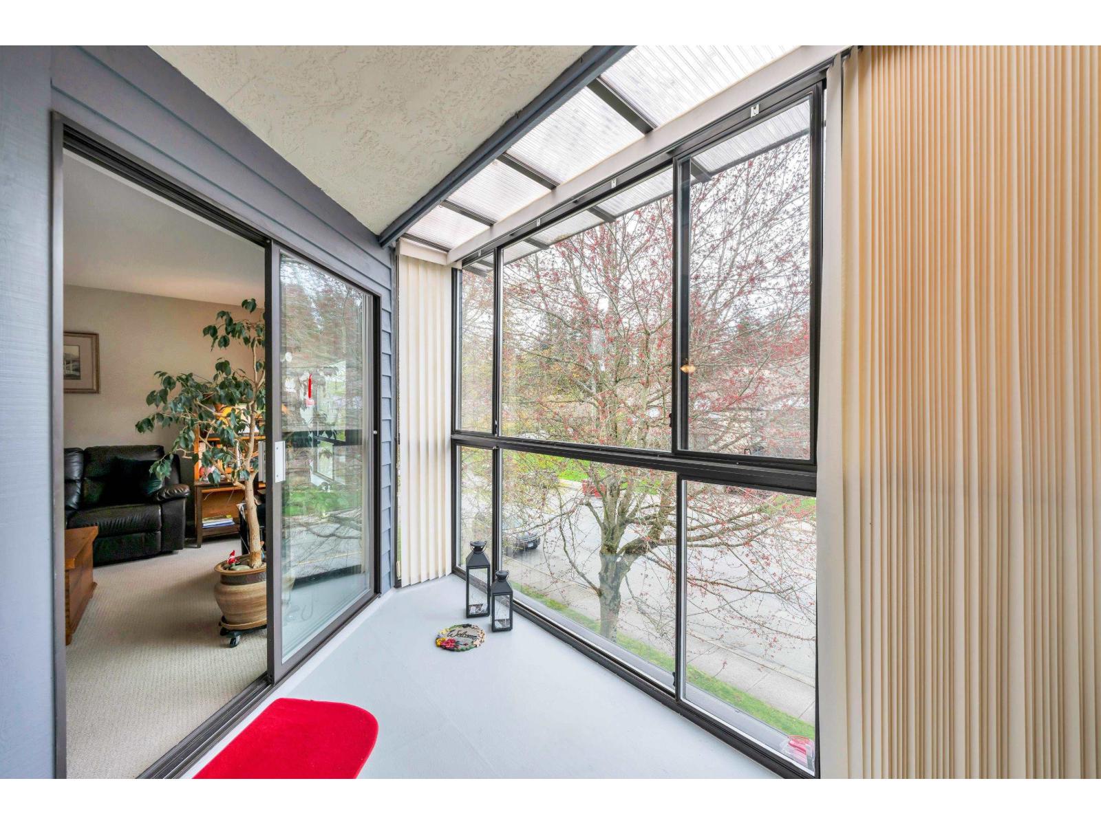 306 14950 Thrift Avenue, White Rock, British Columbia  V4B 2J9 - Photo 26 - R3091872