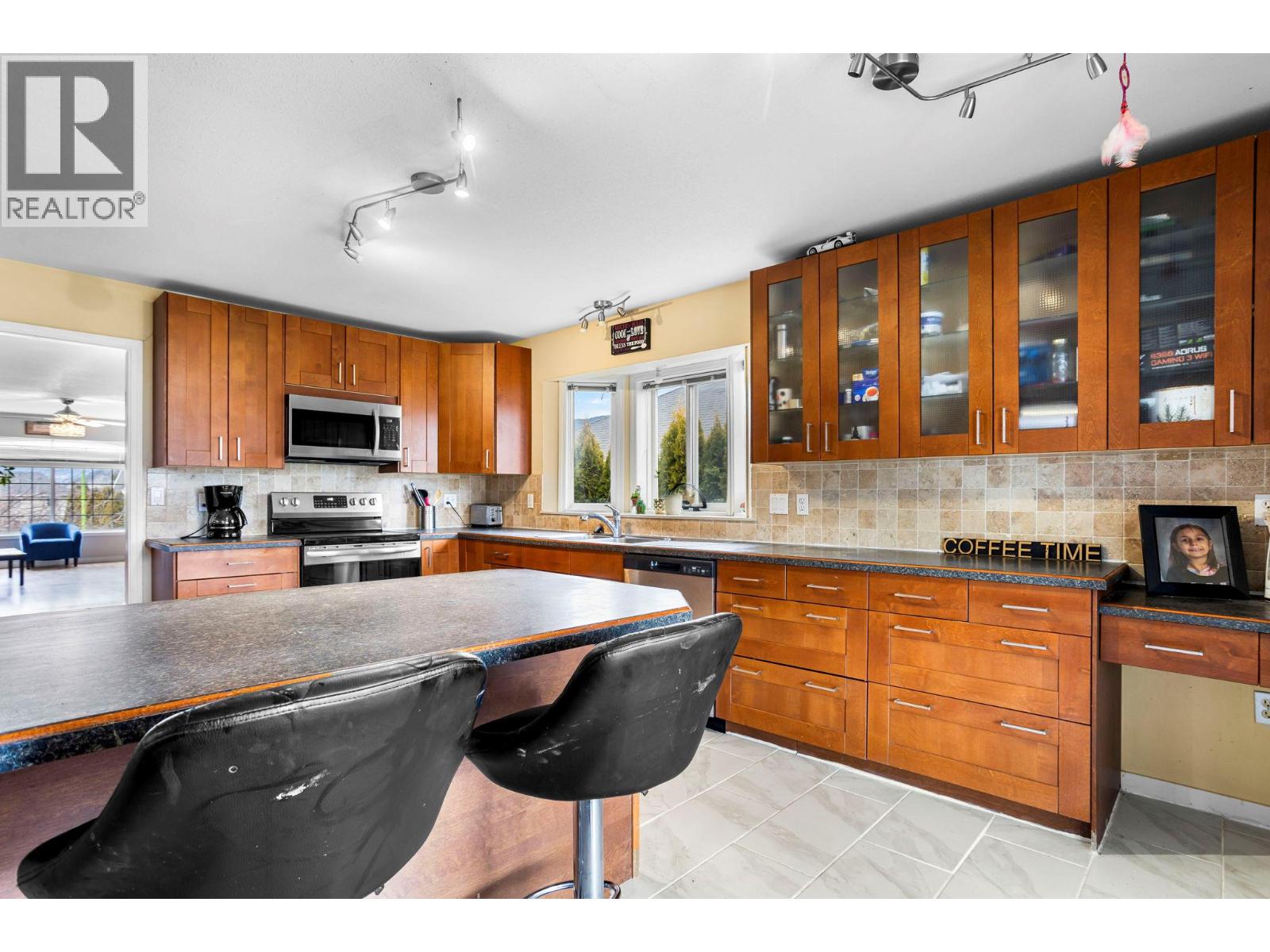 1690 Bann Street, Merritt, British Columbia  V1K 1E9 - Photo 11 - 10376635