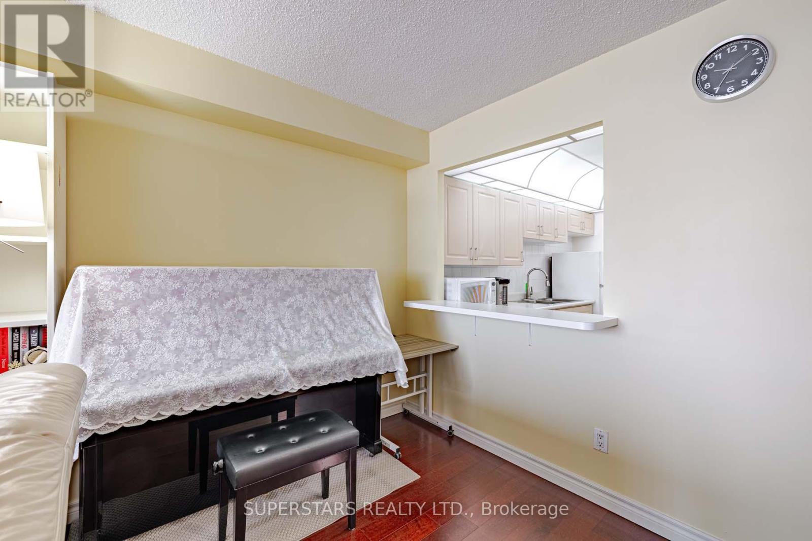 1929 - 25 Bamburgh Circle, Toronto, Ontario M1W 3W2 - Photo 6 - E12807282