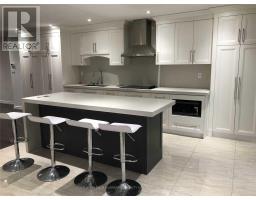 40 SEAMIST CRESCENT, Toronto, Ontario