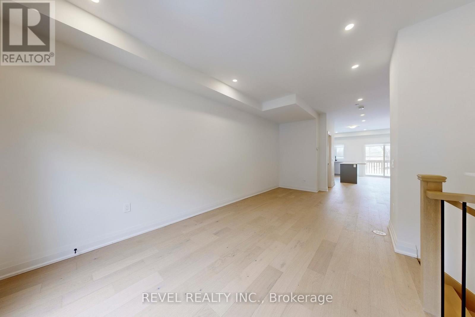 18 Marret Lane, Clarington, Ontario  L1B 0X2 - Photo 7 - E12807496