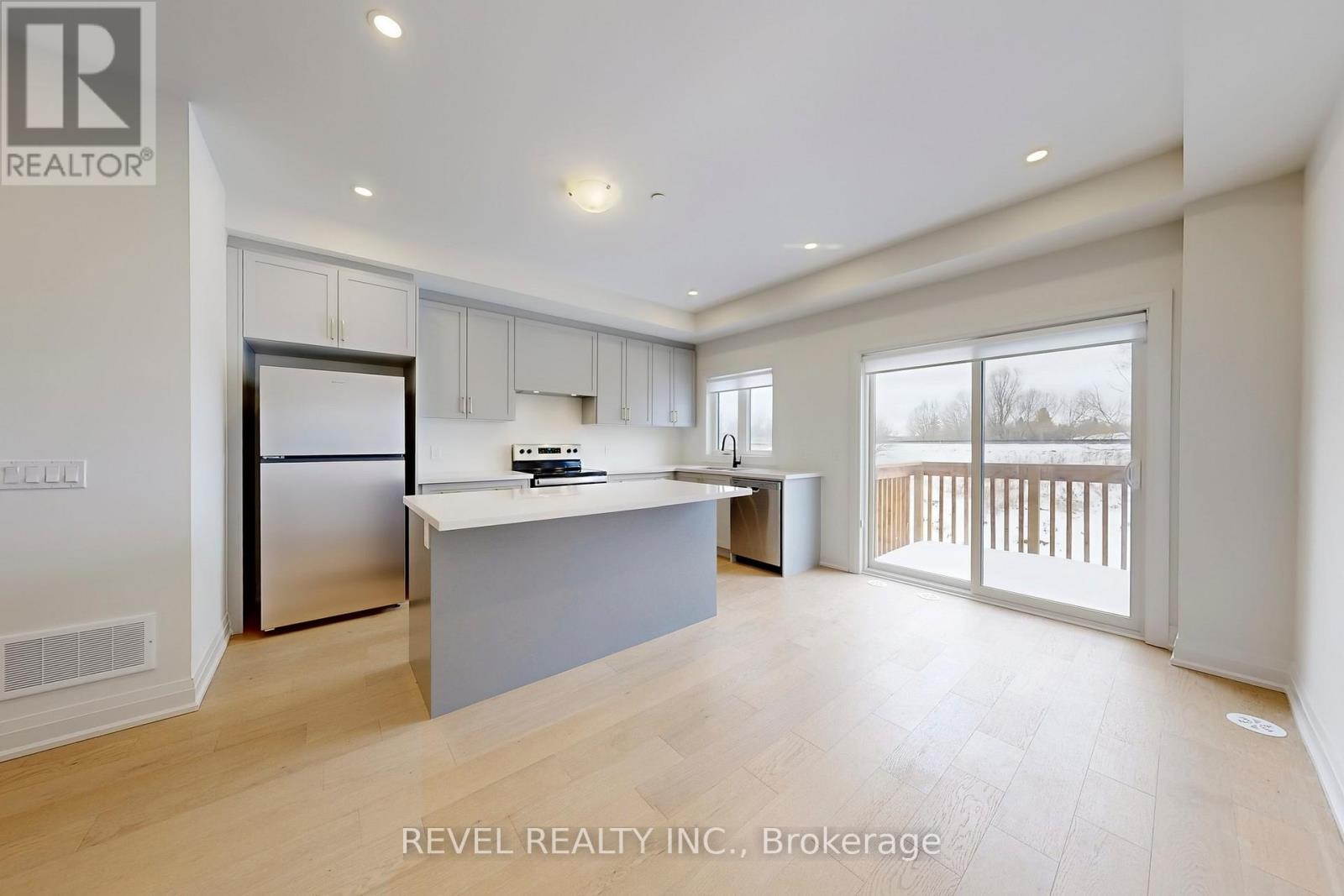 18 Marret Lane, Clarington, Ontario  L1B 0X2 - Photo 9 - E12807496