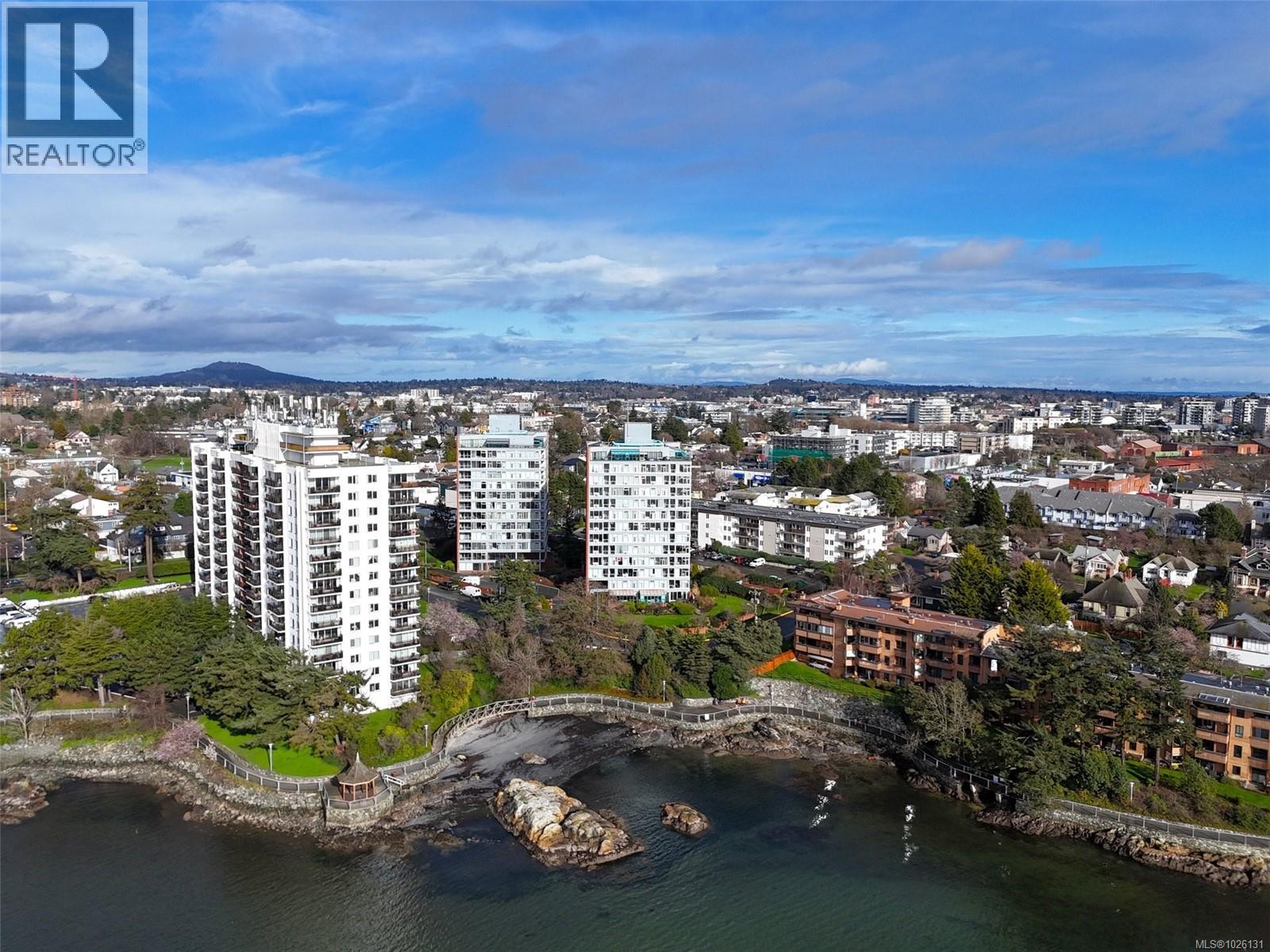 104 325 Maitland St, Victoria, British Columbia  V9A 7E9 - Photo 1 - 1026131