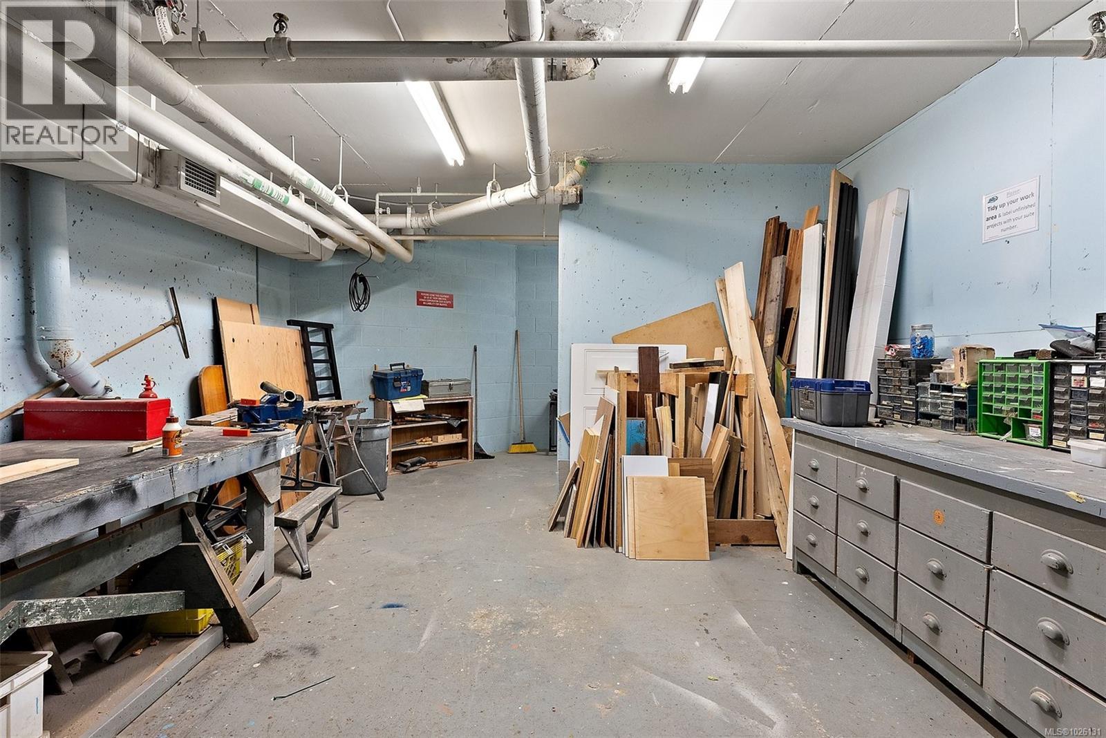 104 325 Maitland St, Victoria, British Columbia  V9A 7E9 - Photo 29 - 1026131