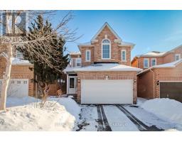 17 VILLANDRY CRESCENT, Vaughan, Ontario