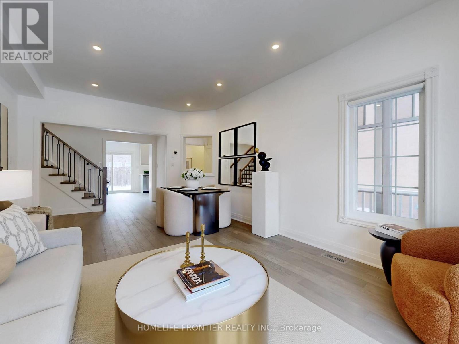 73 Billingham Heights, Aurora, Ontario  L4G 7S5 - Photo 7 - N12807372