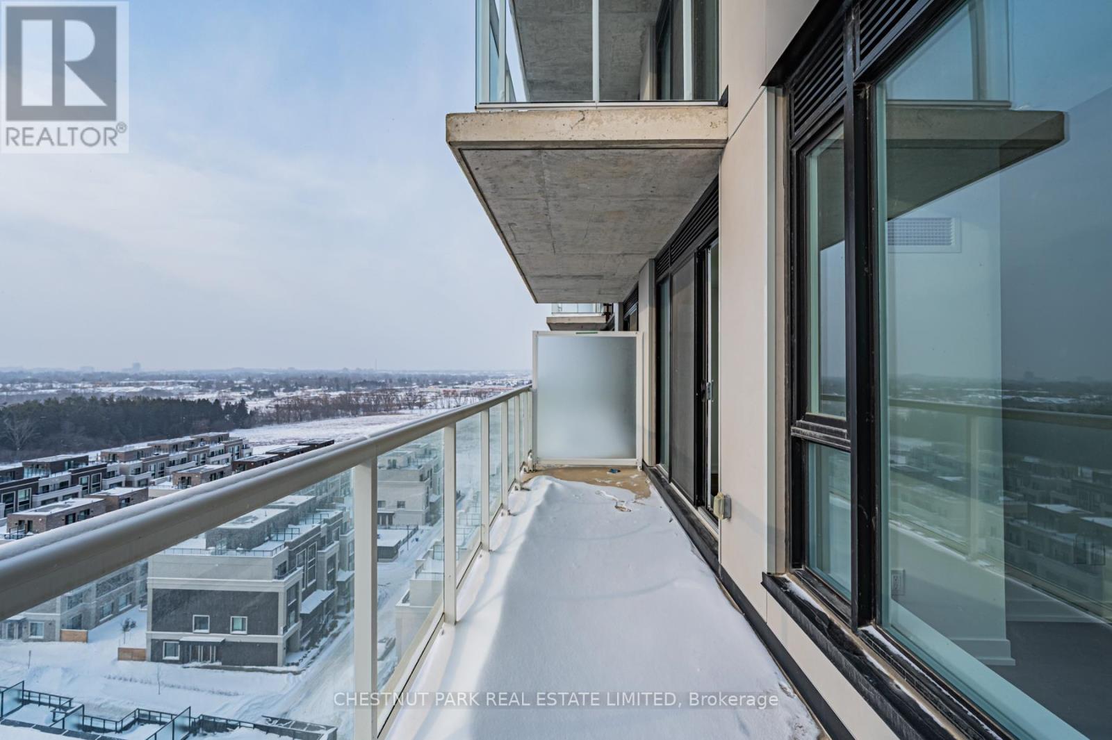 1221 - 2 David Eyer Road, Richmond Hill, Ontario  L4S 0N5 - Photo 8 - N12807402