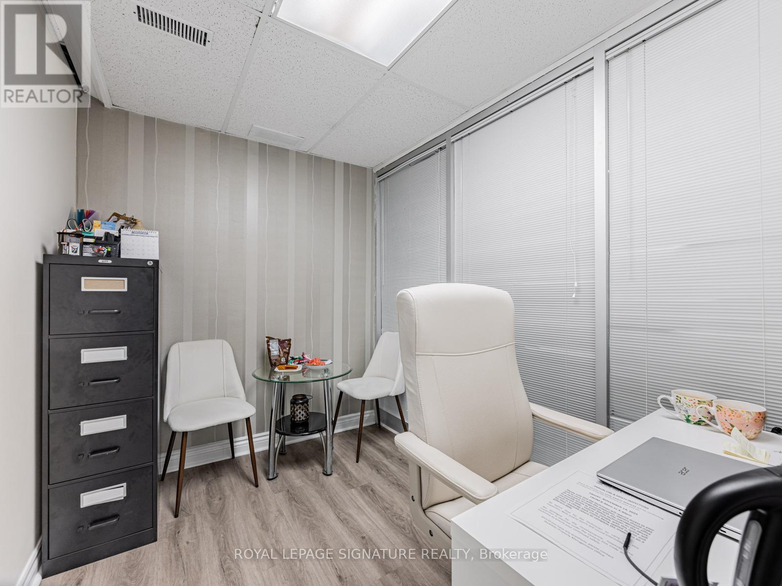 35b - 7378 Yonge Street, Vaughan, Ontario  L4J 8J1 - Photo 25 - N12807416