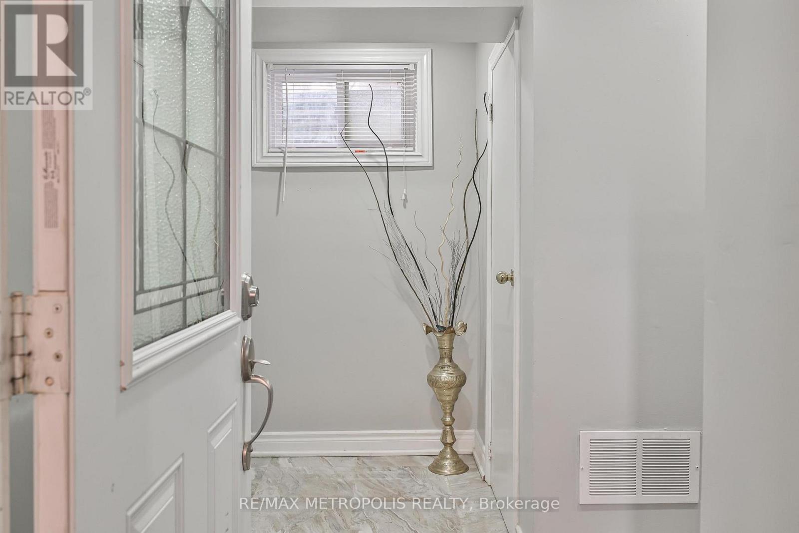 Bsmt - 104 Coppard Avenue, Markham, Ontario  L3S 2S6 - Photo 1 - N12807428