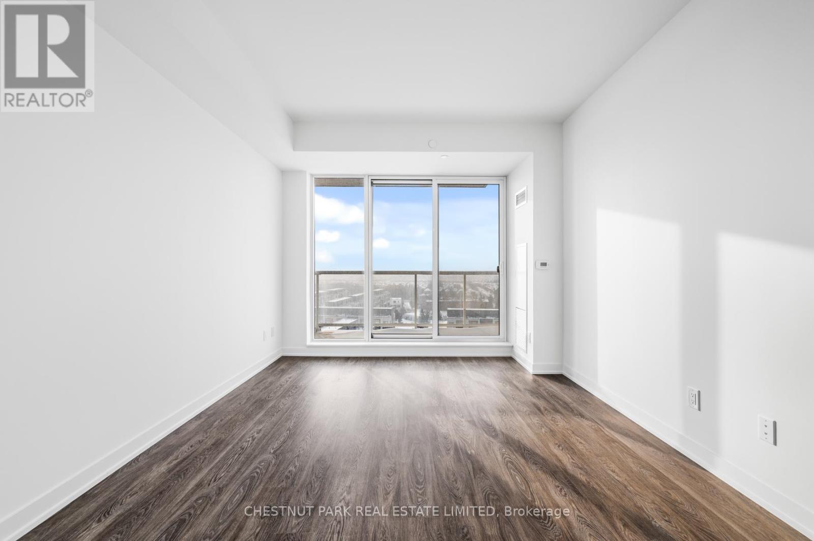 1033 - 2 David Eyer Road, Richmond Hill, Ontario  M4S 0N5 - Photo 7 - N12807458