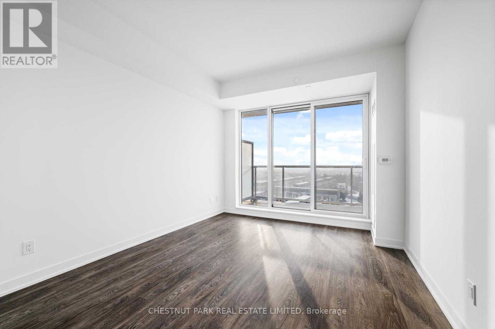 1033 - 2 David Eyer Road, Richmond Hill, Ontario  M4S 0N5 - Photo 8 - N12807458