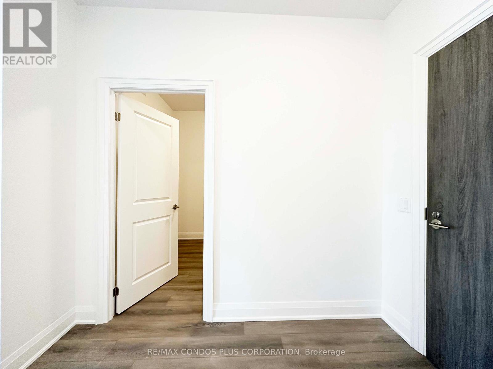 1210 - 20 Gatineau Drive, Vaughan, Ontario  L4J 0L3 - Photo 16 - N12807488