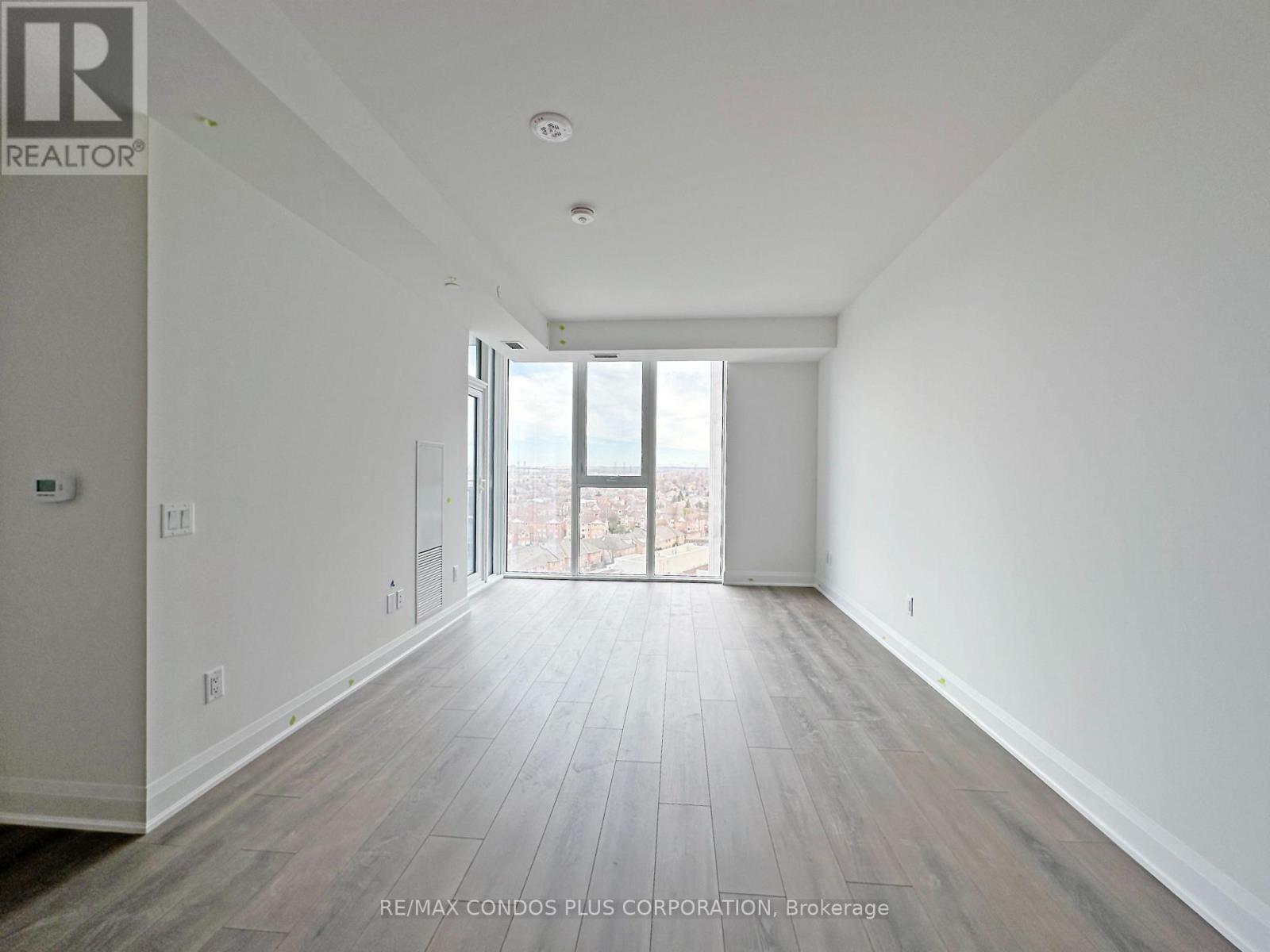 1210 - 20 Gatineau Drive, Vaughan, Ontario  L4J 0L3 - Photo 5 - N12807488