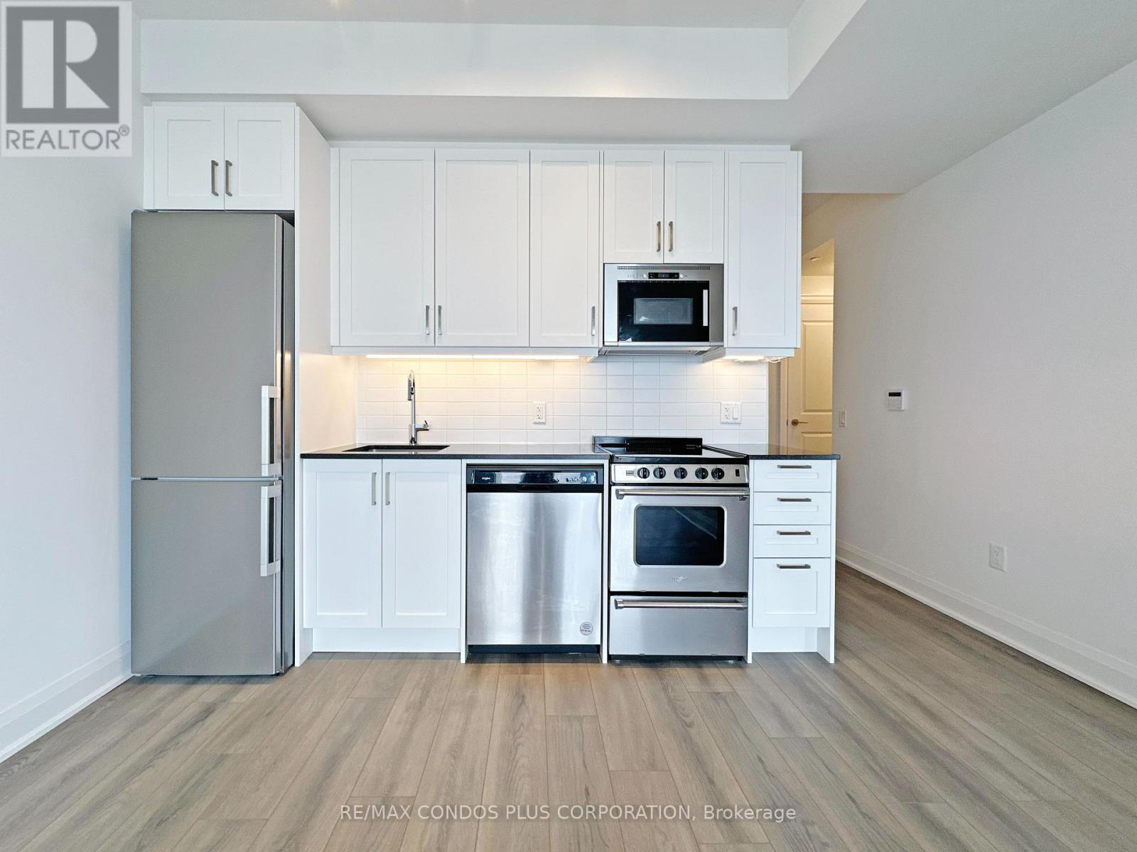 1210 - 20 Gatineau Drive, Vaughan, Ontario  L4J 0L3 - Photo 9 - N12807488