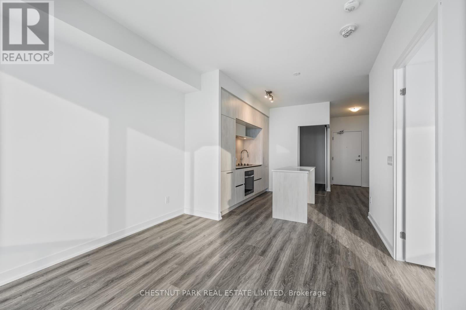 1032 - 2 David Eyer Road, Richmond Hill, Ontario  L4S 0N5 - Photo 11 - N12807526