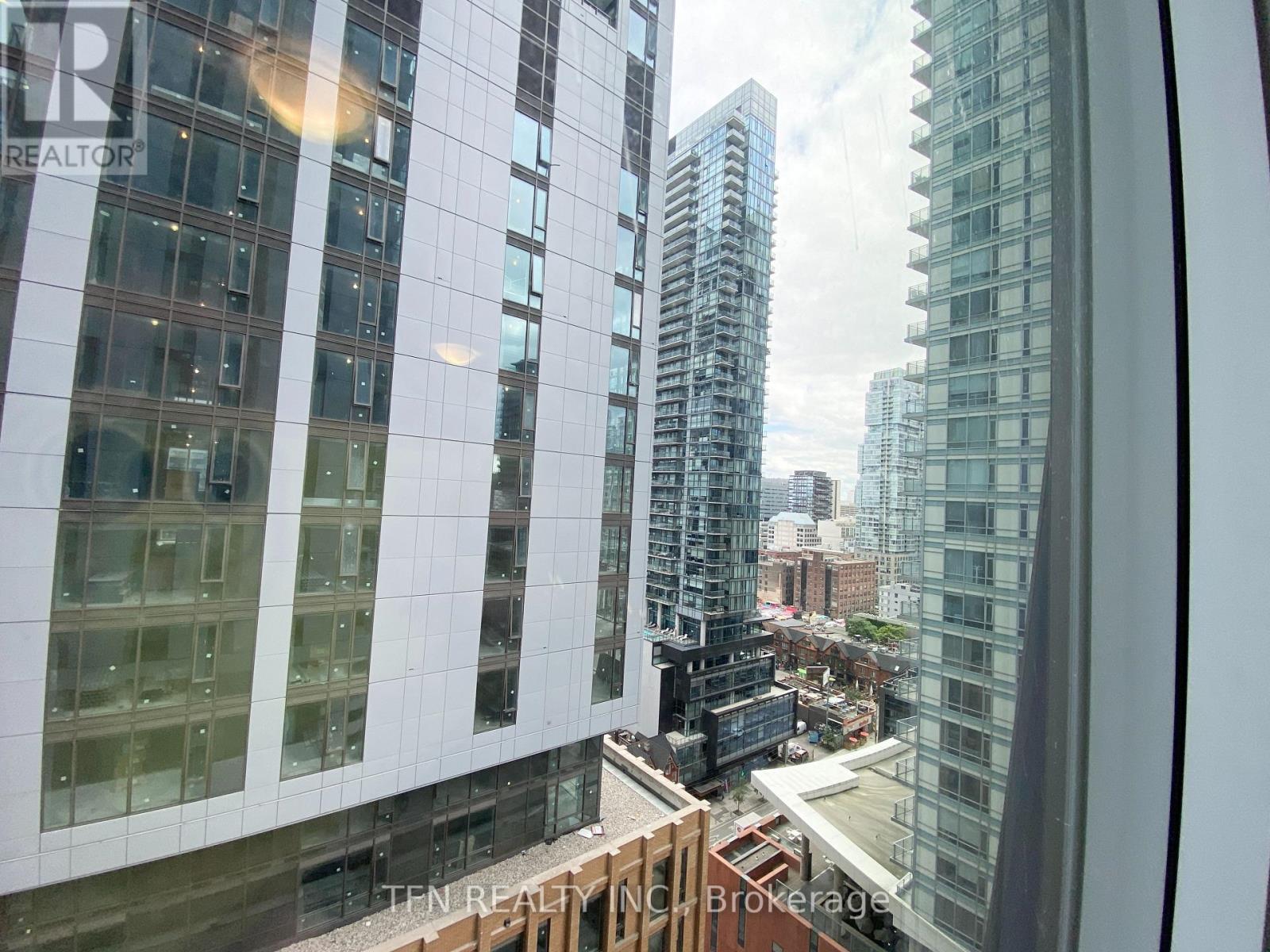 2005 - 8 Widmer Street, Toronto, Ontario  M5V 0W6 - Photo 23 - C12804802