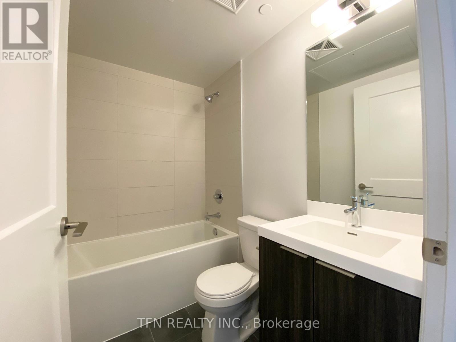 2005 - 8 Widmer Street, Toronto, Ontario  M5V 0W6 - Photo 28 - C12804802