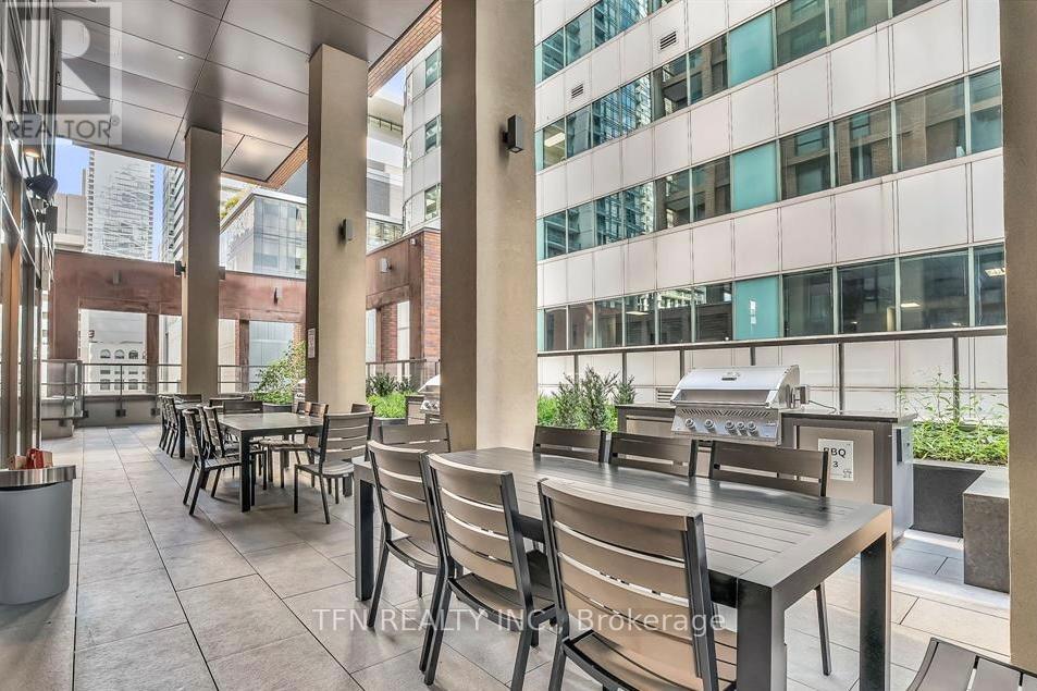 2005 - 8 Widmer Street, Toronto, Ontario  M5V 0W6 - Photo 40 - C12804802