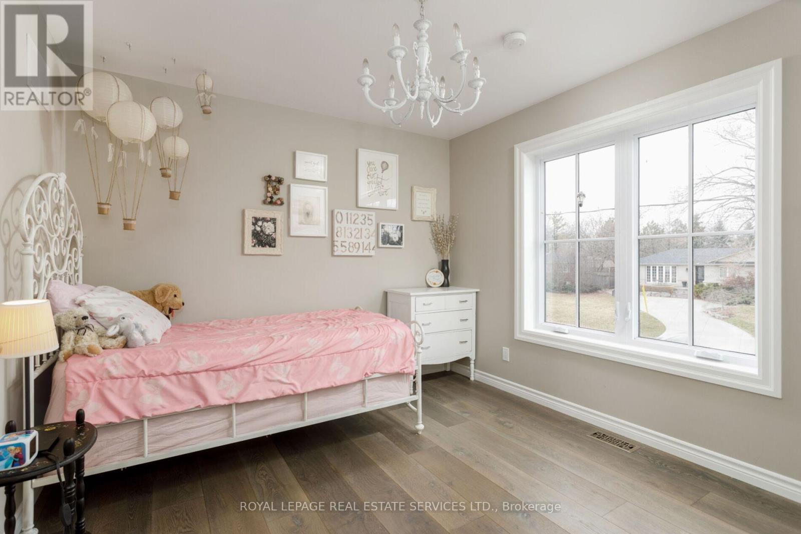 2088 Saxon Road, Oakville, Ontario  L6L 2V2 - Photo 21 - W12807280