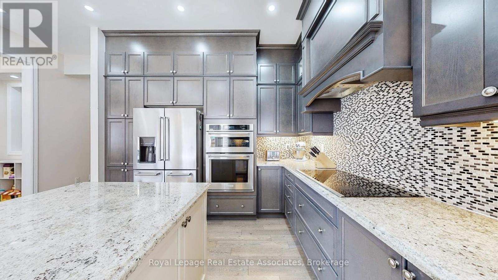 212 Niagara Trail, Halton Hills, Ontario  L7G 0H9 - Photo 15 - W12807296