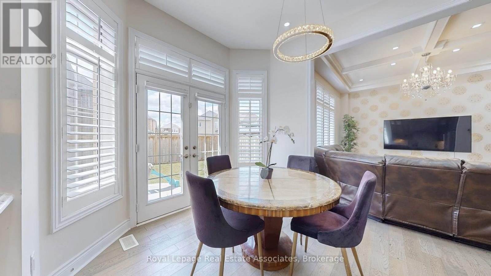 212 Niagara Trail, Halton Hills, Ontario  L7G 0H9 - Photo 16 - W12807296