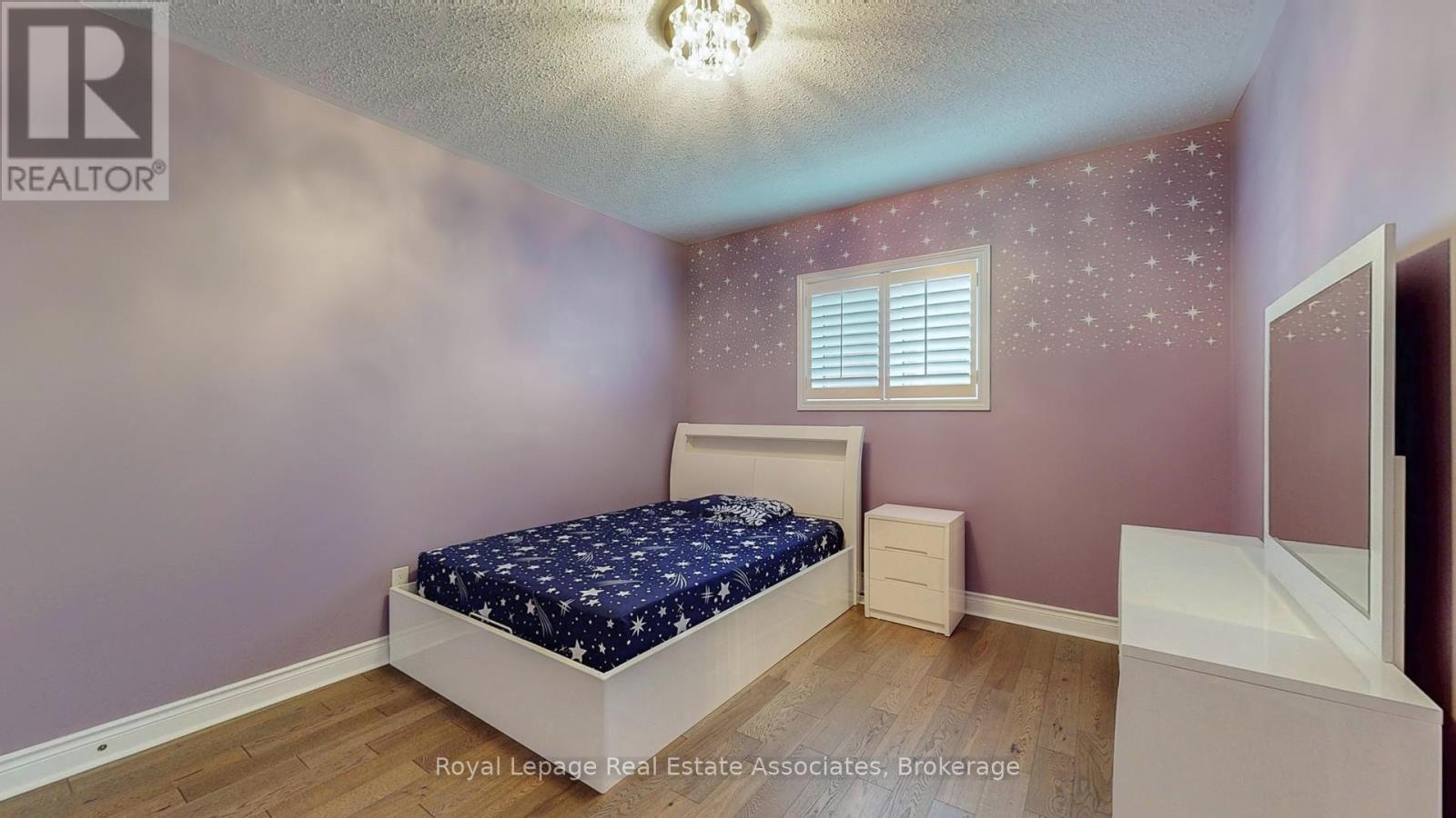 212 Niagara Trail, Halton Hills, Ontario  L7G 0H9 - Photo 32 - W12807296