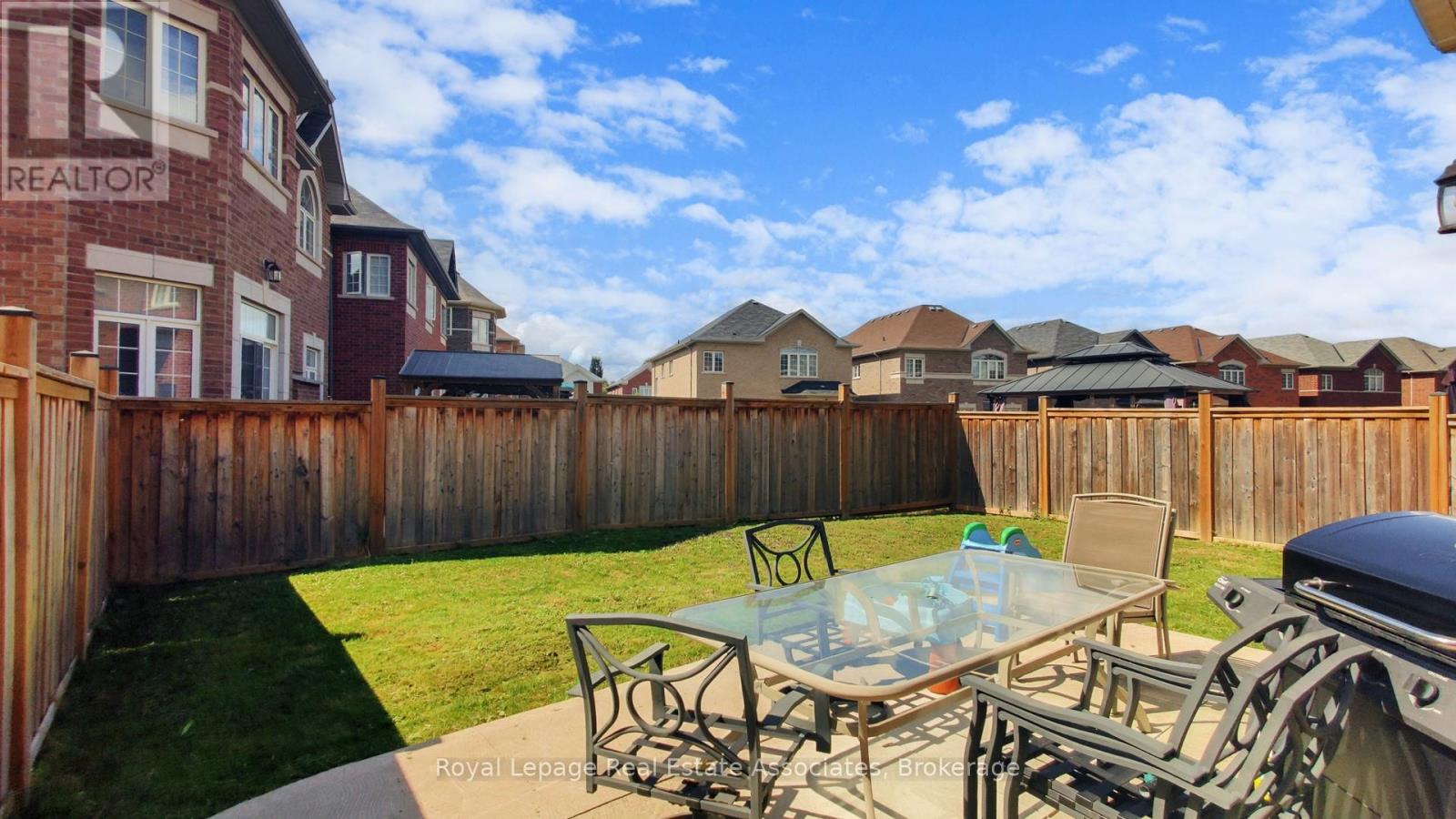 212 Niagara Trail, Halton Hills, Ontario  L7G 0H9 - Photo 40 - W12807296