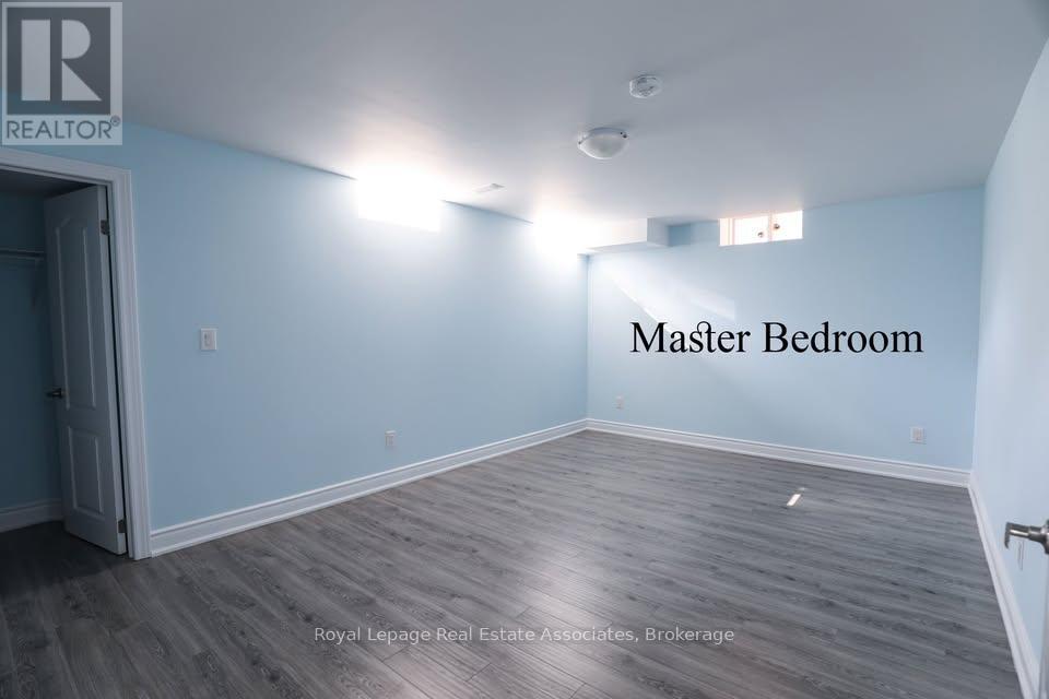 212 Niagara Trail, Halton Hills, Ontario  L7G 0H9 - Photo 45 - W12807296