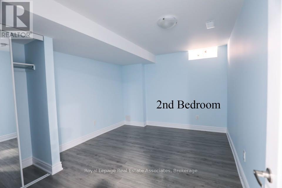 212 Niagara Trail, Halton Hills, Ontario  L7G 0H9 - Photo 47 - W12807296