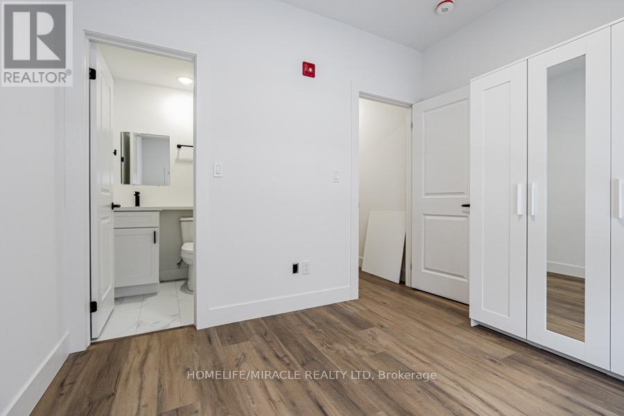 3 - 67 Oakmount Road, Toronto, Ontario  M6P 2M3 - Photo 7 - W12807336