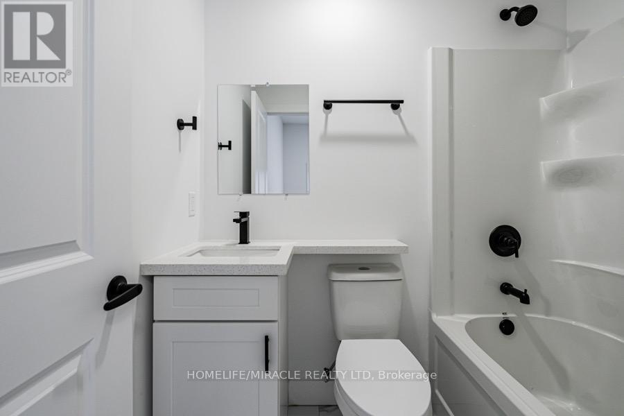 3 - 67 Oakmount Road, Toronto, Ontario  M6P 2M3 - Photo 8 - W12807336