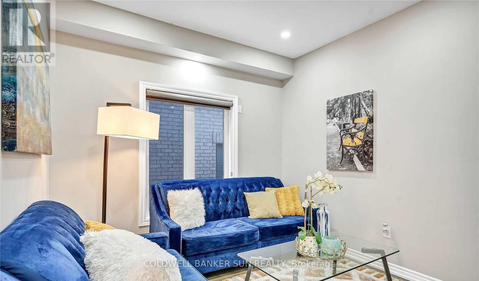 41 Faders Drive, Brampton, Ontario  L7A 4Y2 - Photo 5 - W12807342