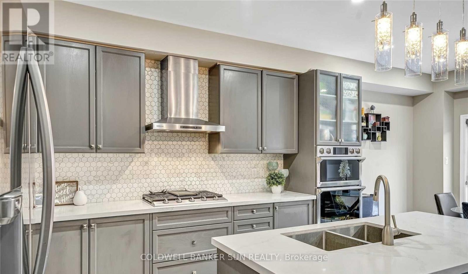 41 Faders Drive, Brampton, Ontario  L7A 4Y2 - Photo 9 - W12807342