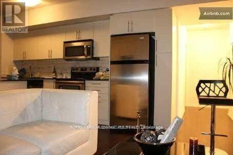 3004 - 2240 Lakeshore Boulevard W, Toronto, Ontario  M8V 1B0 - Photo 4 - W12807344