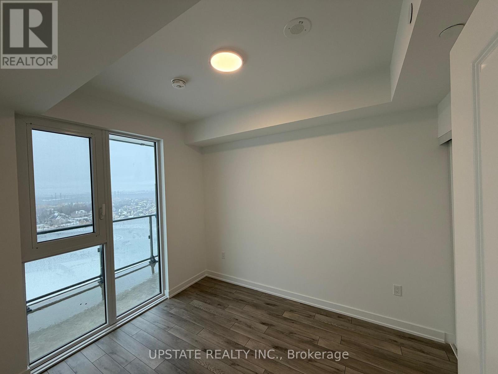 1303 - 15 Skyridge Drive, Brampton, Ontario  L6P 4S3 - Photo 7 - W12807430