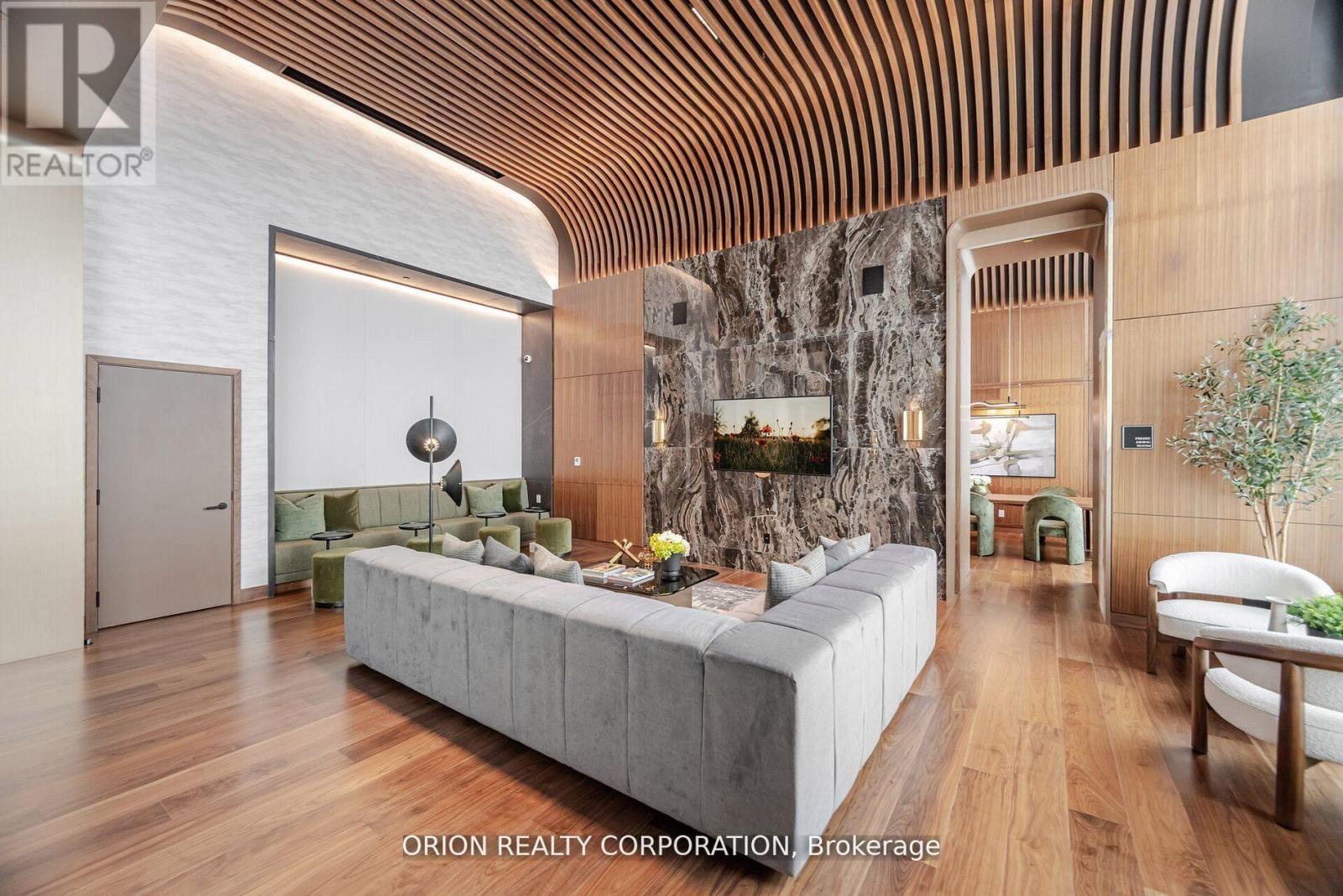 822 - 3240 William Coltson Avenue, Oakville, Ontario  L6H 8C8 - Photo 3 - W12807432