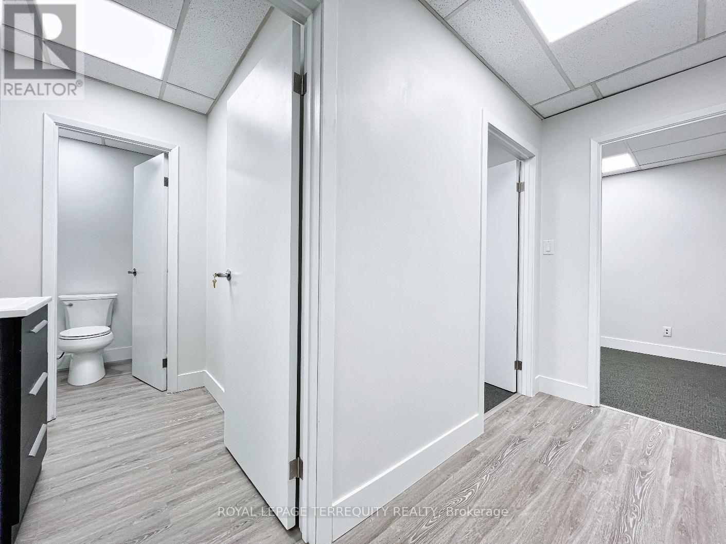 16b - 160 The Westway, Toronto, Ontario  M9P 2C1 - Photo 5 - W12807472