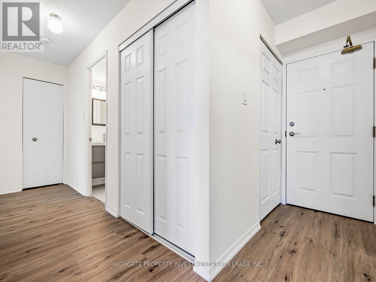 1203 - 1270 Maple Crossing Boulevard, Burlington, Ontario  L7S 2J3 - Photo 26 - W12807486