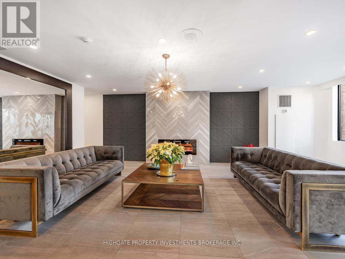 1203 - 1270 Maple Crossing Boulevard, Burlington, Ontario  L7S 2J3 - Photo 5 - W12807486