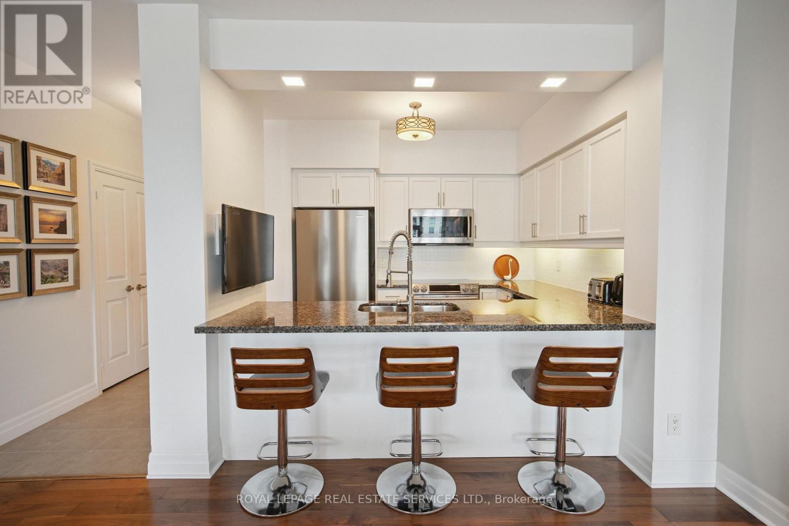 1102 - 58 Marine Parade Drive, Toronto, Ontario  M8V 4G1 - Photo 12 - W12807528