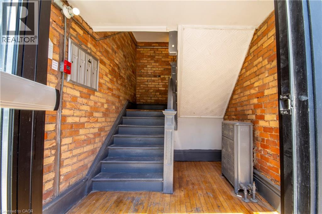 477 King Street E, Hamilton, Ontario  L8N 1C7 - Photo 2 - 40806690