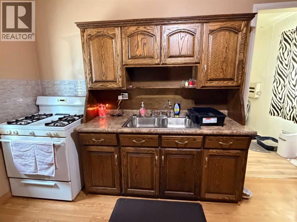 6119 53 Street, Taber, Alberta  T1G 1J8 - Photo 9 - A2287779