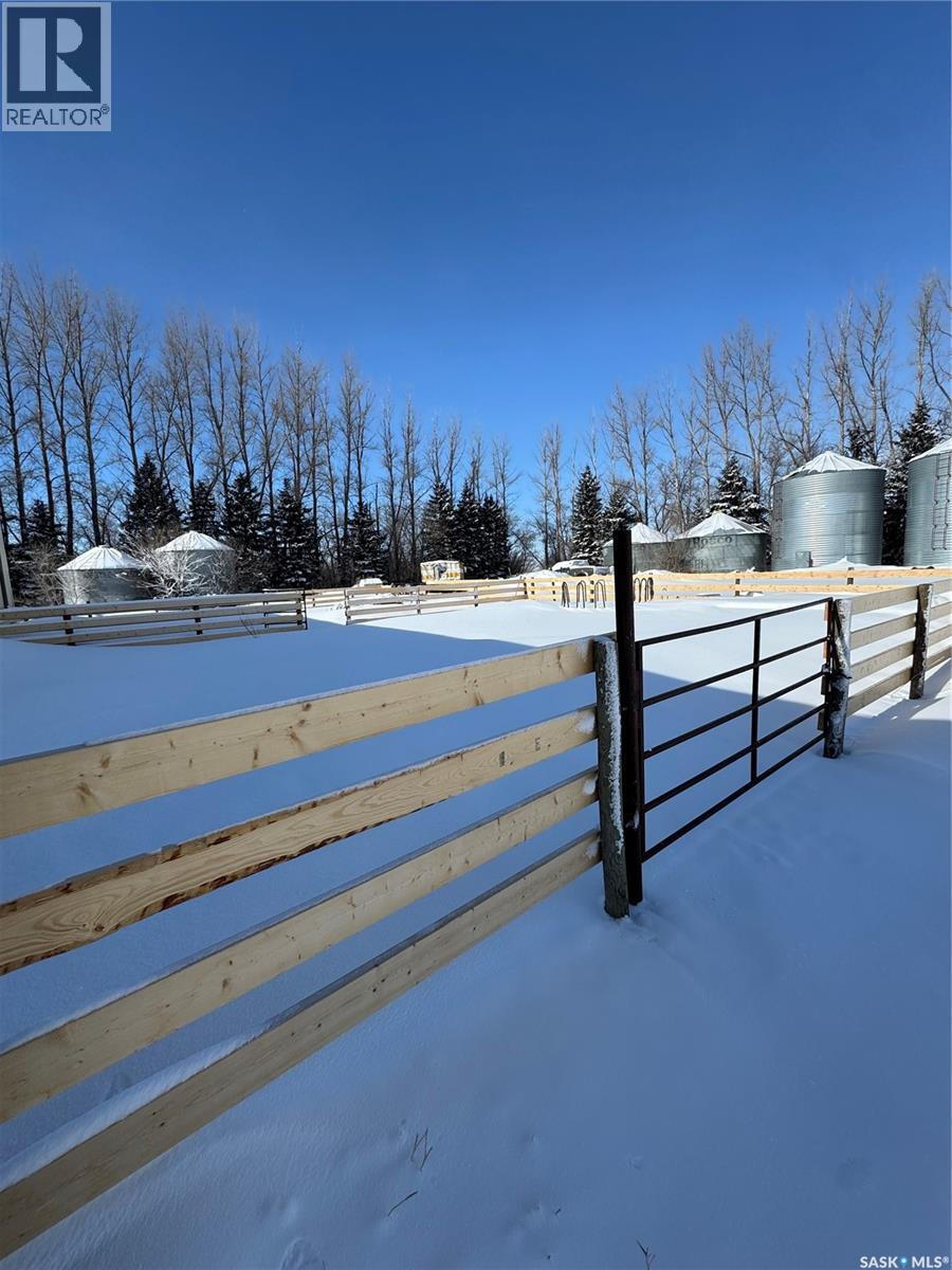 Regina Commuter Acreage Near Zehner, Lumsden Rm No. 189, Saskatchewan  S0G 0C7 - Photo 21 - SK028930