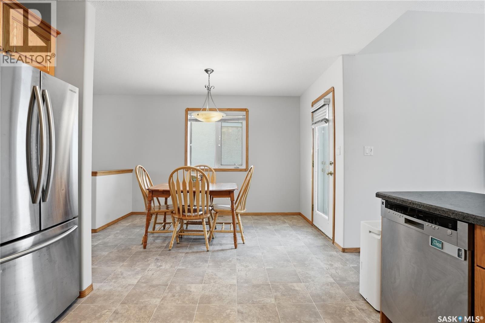 1134 Degelman Drive, Regina, Saskatchewan  S4N 7P7 - Photo 8 - SK028880