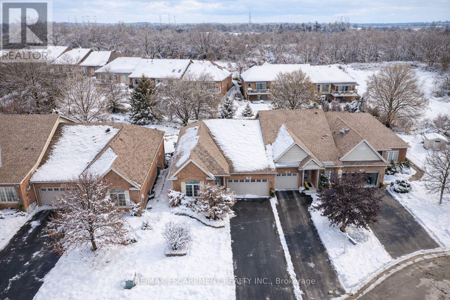 13 IRON BRIDGE COURT, Haldimand, Ontario