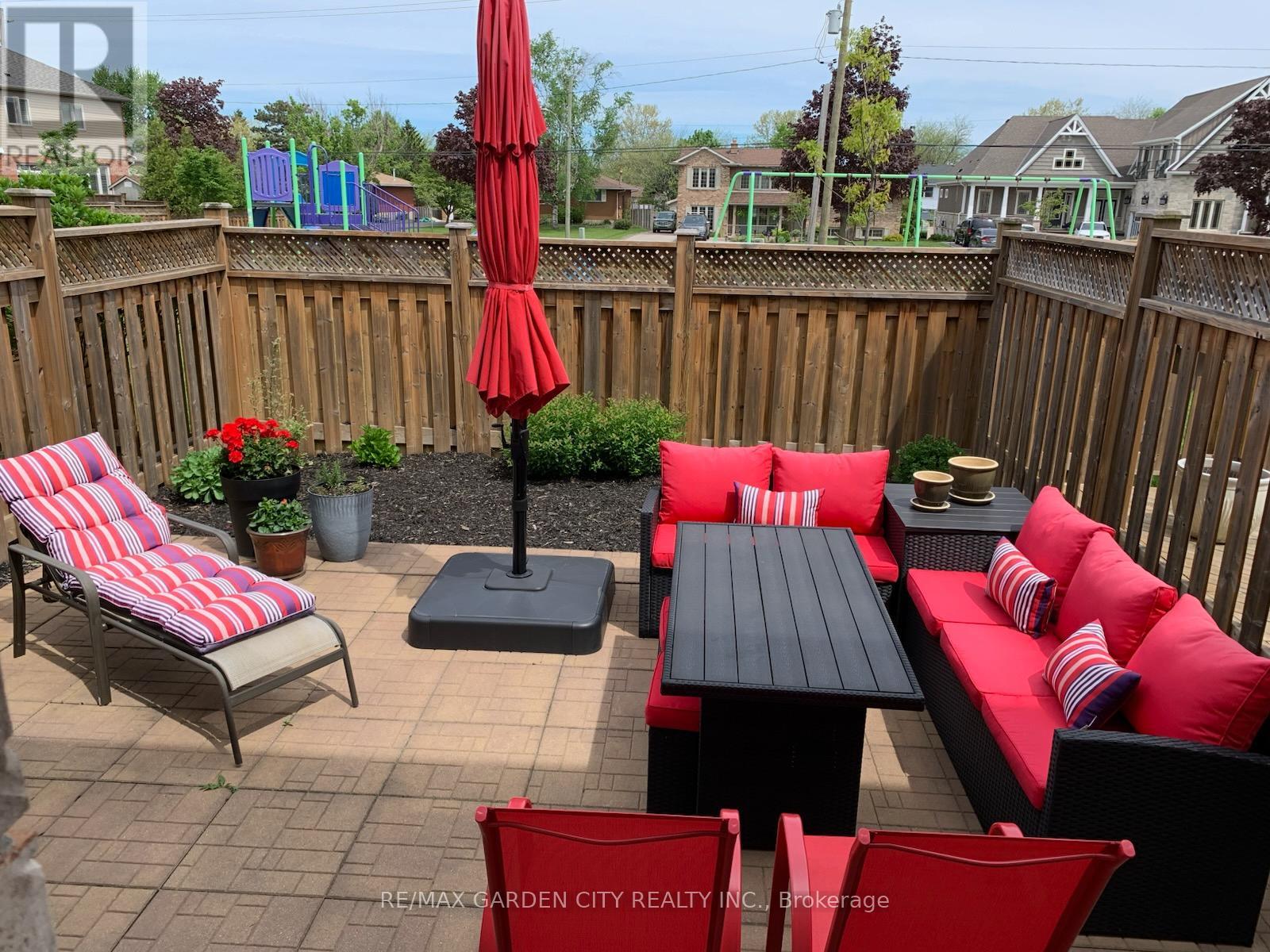 45 - 380 Lake Street, Grimsby, Ontario  L3M 0E8 - Photo 34 - X12807374